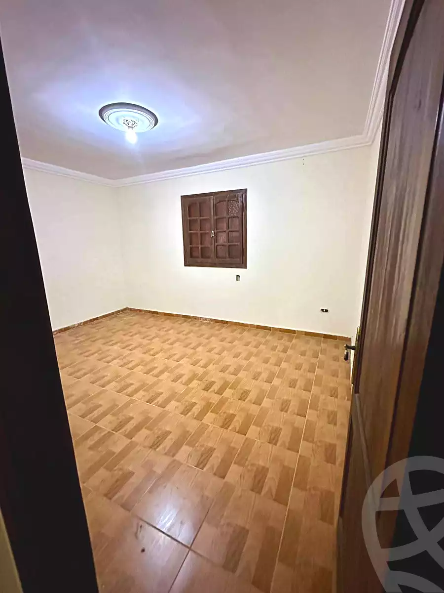 https://aqarmap.com.eg/en/listing/7357972-for-rent-alexandria-miami-el-sayed-radwan-st