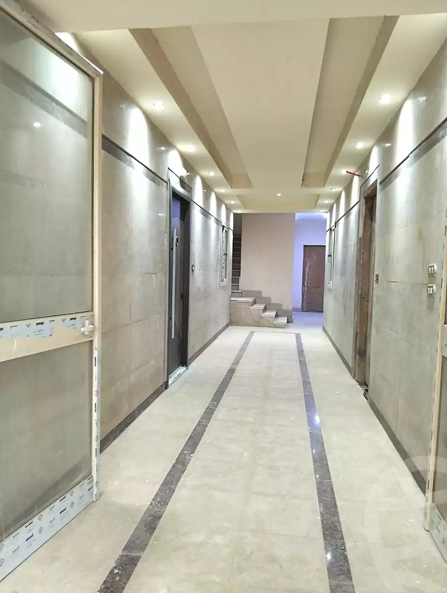 https://aqarmap.com.eg/ar/listing/7358077-for-sale-cairo-el-shorouk-lmntq-lthmn-neighbourhood-3
