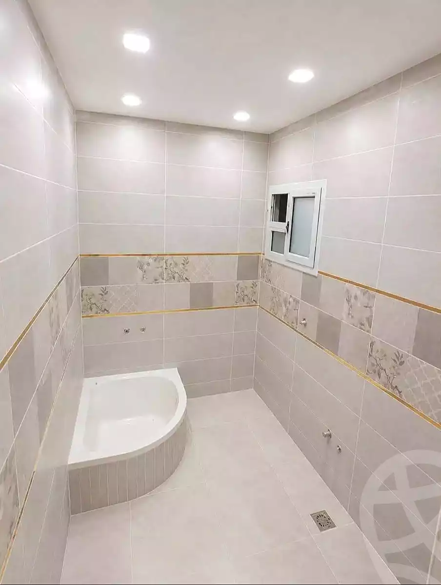 https://aqarmap.com.eg/en/listing/7358103-for-sale-alexandria-al-agamy-lbytsh