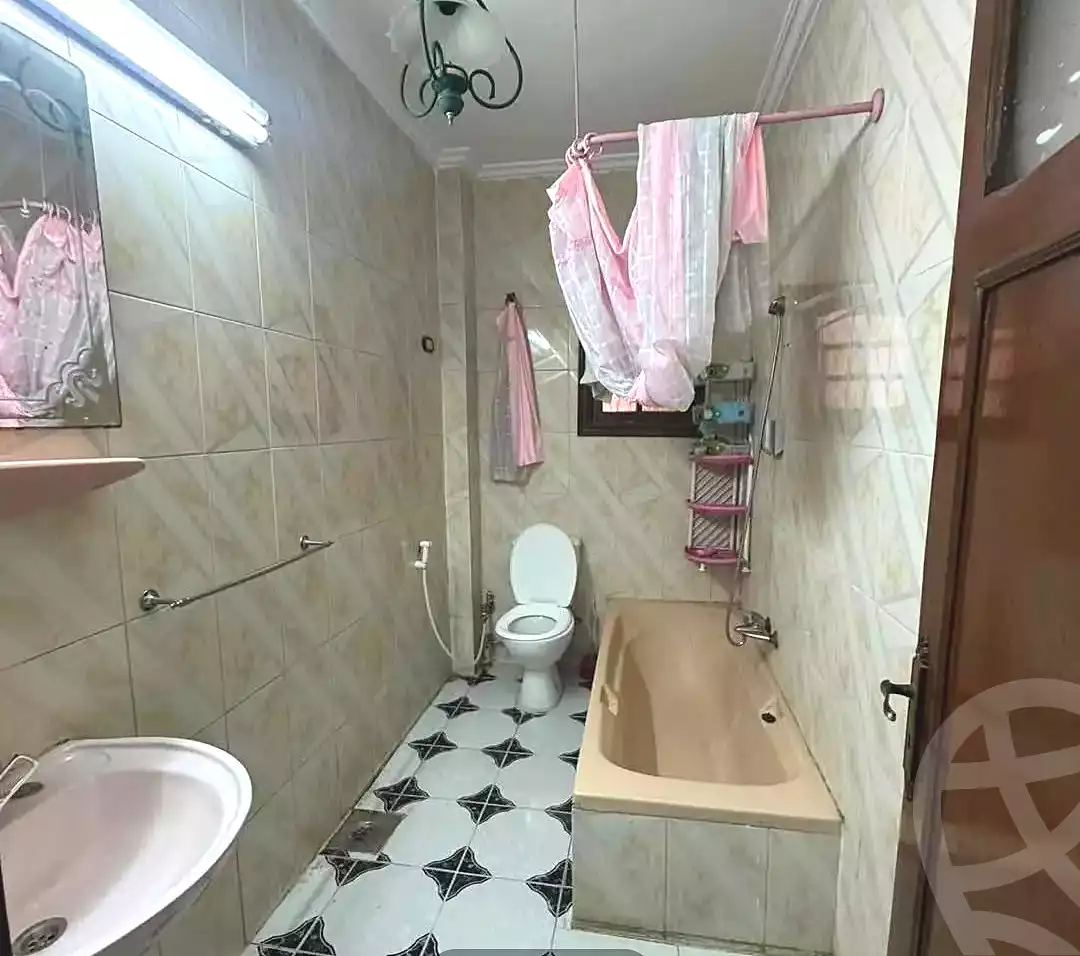 https://aqarmap.com.eg/en/listing/7358327-for-sale-alexandria-el-mandara-alex-el-mandara-bahri