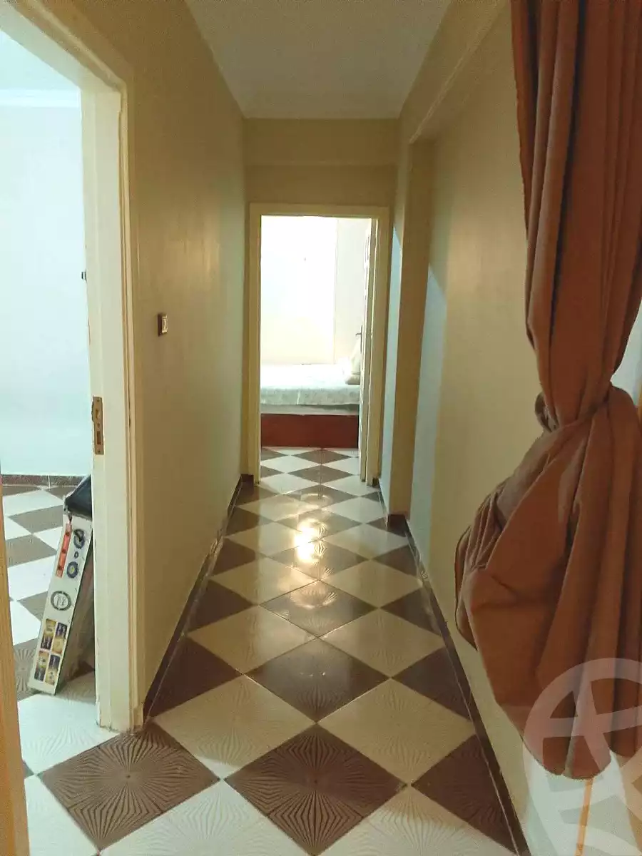 https://aqarmap.com.eg/ar/listing/7358485-for-rent-cairo-helwan-helwan-el-sharkeya-ryad-pasha-st