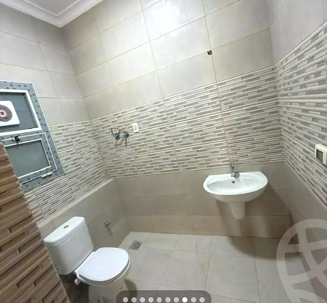 https://aqarmap.com.eg/ar/listing/7358595-for-rent-alexandria-moharram-bey