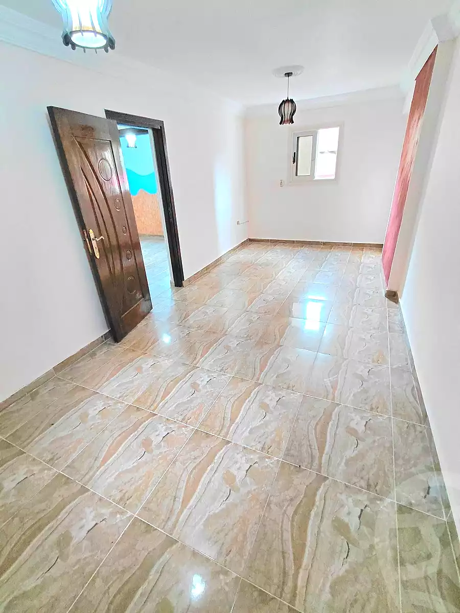 https://aqarmap.com.eg/ar/listing/7358610-for-sale-alexandria-sydy-bshr-sydy-bshr-bhry-mohammed-youssef-ghaly-st