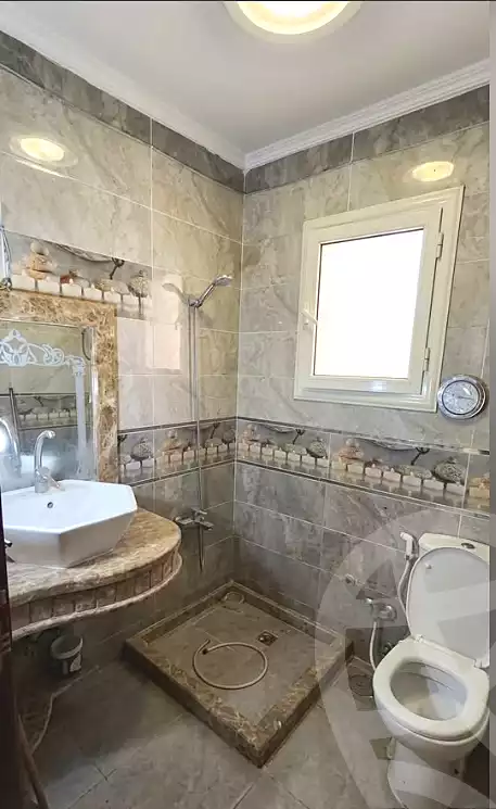 https://aqarmap.com.eg/ar/listing/7358643-for-sale-alexandria-el-asafra-shr-45