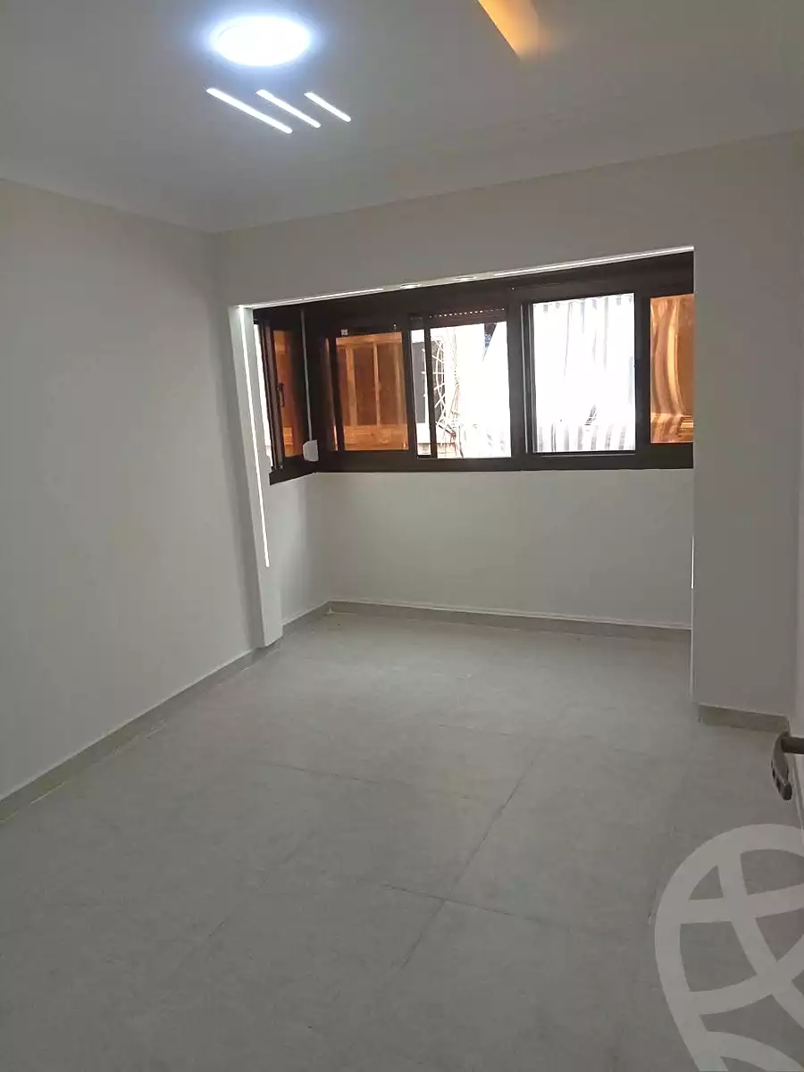 https://aqarmap.com.eg/ar/listing/7358900-for-sale-alexandria-al-agamy-lbytsh-abd-el-fattah-el-talkhawy