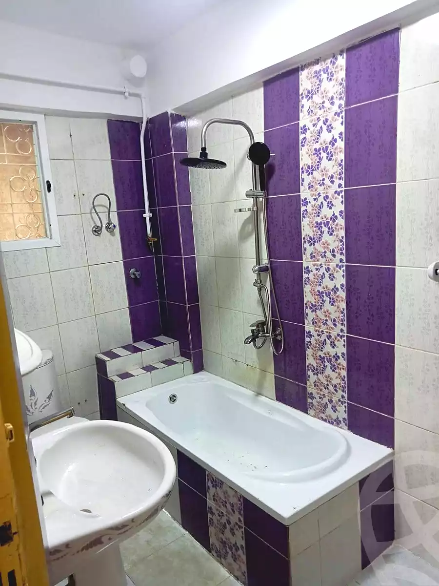 https://aqarmap.com.eg/ar/listing/7358900-for-sale-alexandria-al-agamy-lbytsh-abd-el-fattah-el-talkhawy