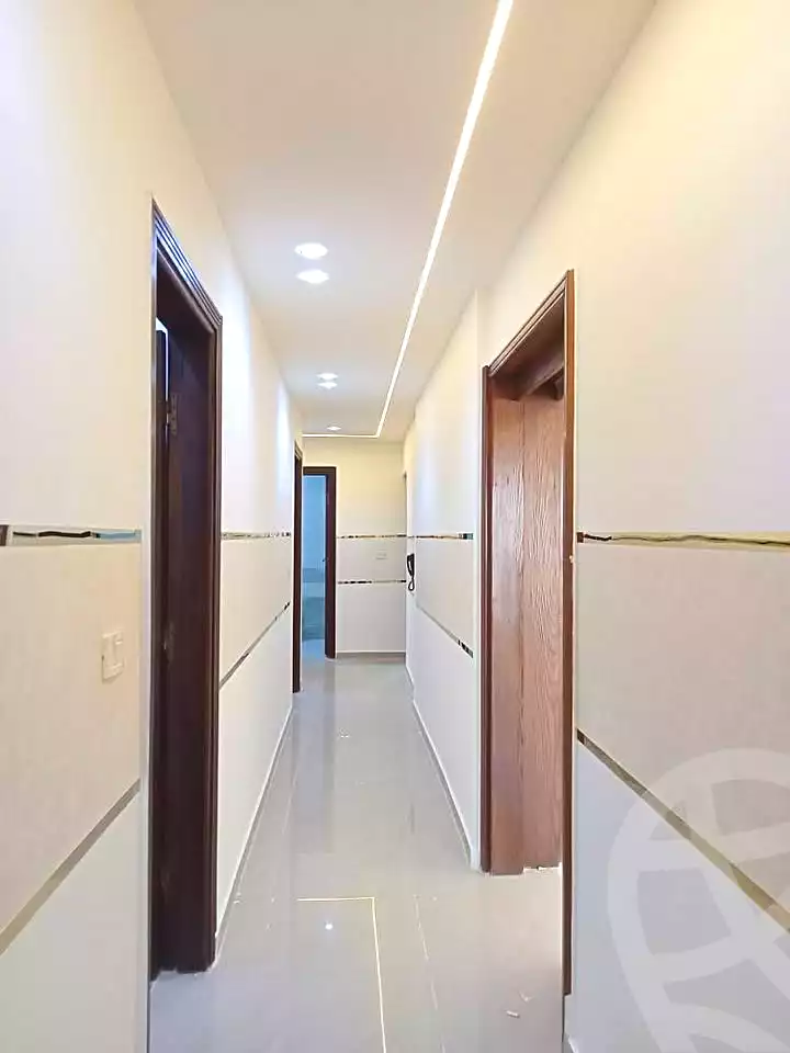 https://aqarmap.com.eg/ar/listing/7359693-for-sale-alexandria-tharwat
