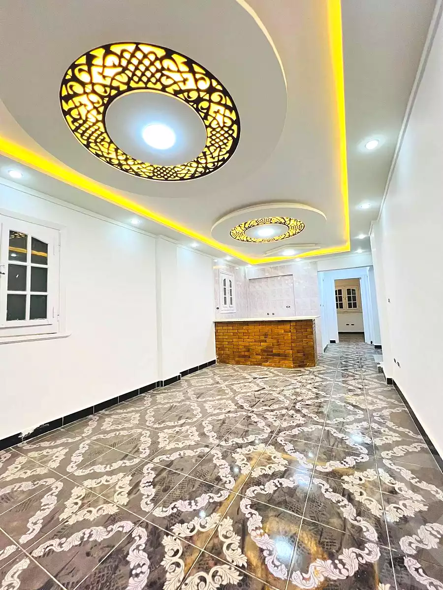 https://aqarmap.com.eg/ar/listing/7359859-for-sale-alexandria-al-agamy-shataa-el-nakheel