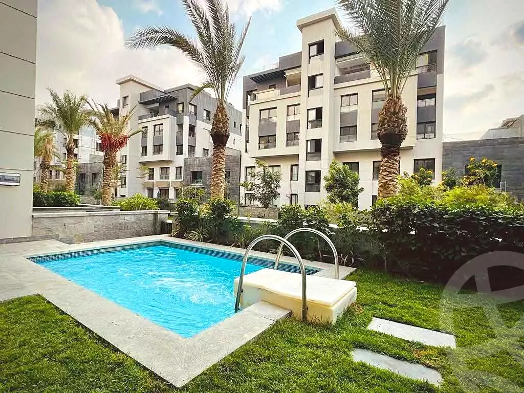 https://aqarmap.com.eg/ar/listing/7359952-for-sale-cairo-new-cairo-compounds-mist-compound-m-squared