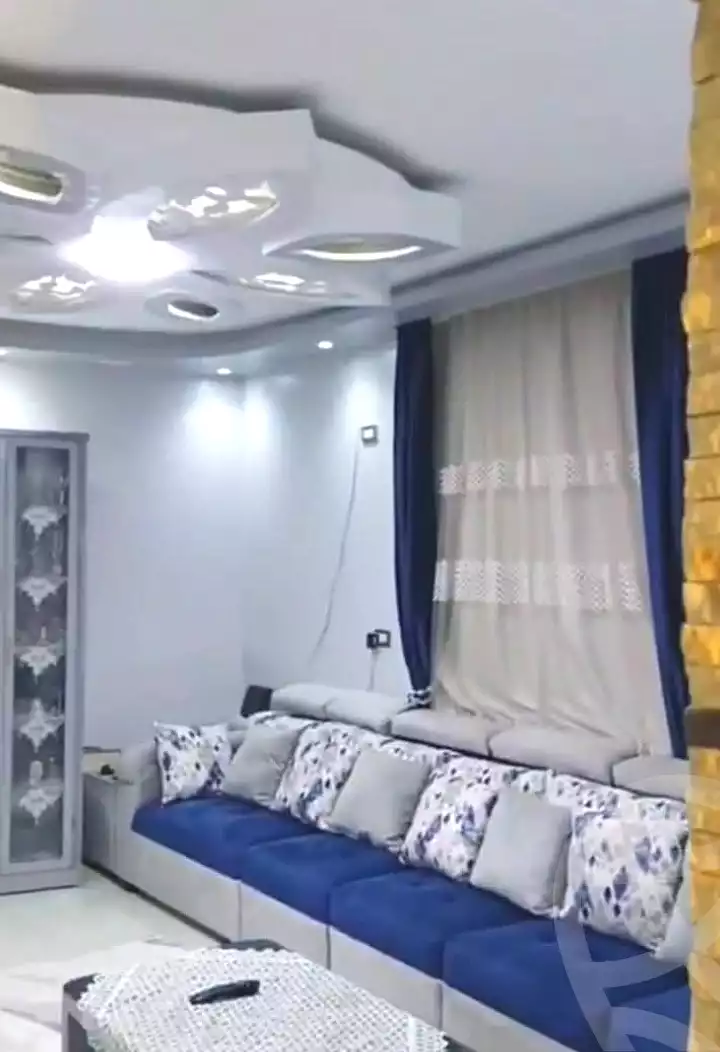 https://aqarmap.com.eg/ar/listing/7360148-for-sale-cairo-ain-shams-ahmed-esmat-st
