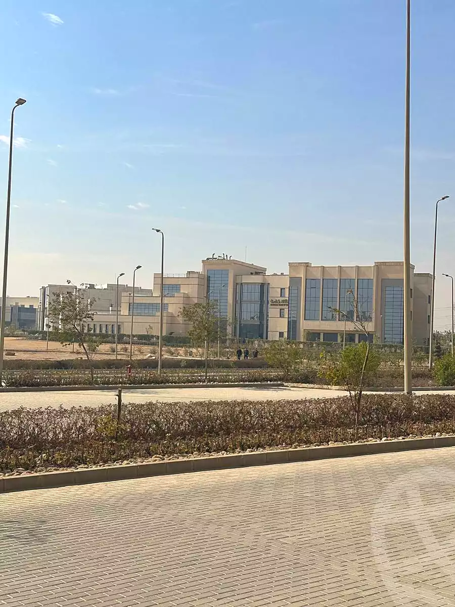 https://aqarmap.com.eg/en/listing/7360342-for-sale-cairo-6th-of-october-hadaeq-october-golden-square