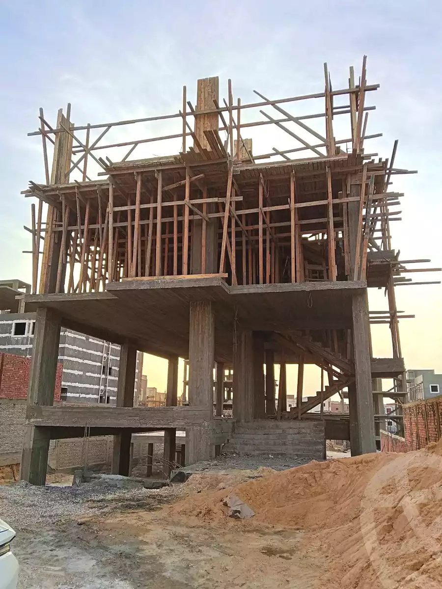 https://aqarmap.com.eg/ar/listing/7360364-for-sale-cairo-6th-of-october-hadaeq-october-golden-square