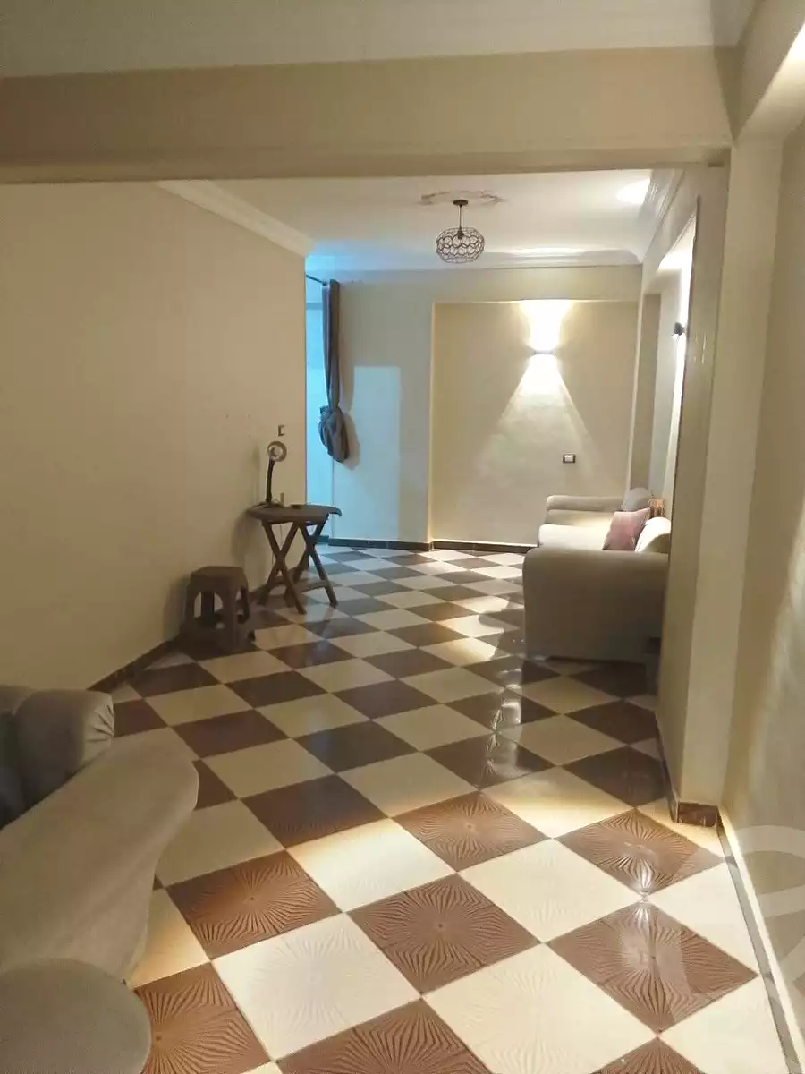 https://aqarmap.com.eg/ar/listing/7360420-for-rent-cairo-helwan-helwan-el-sharkeya-ryad-pasha-st