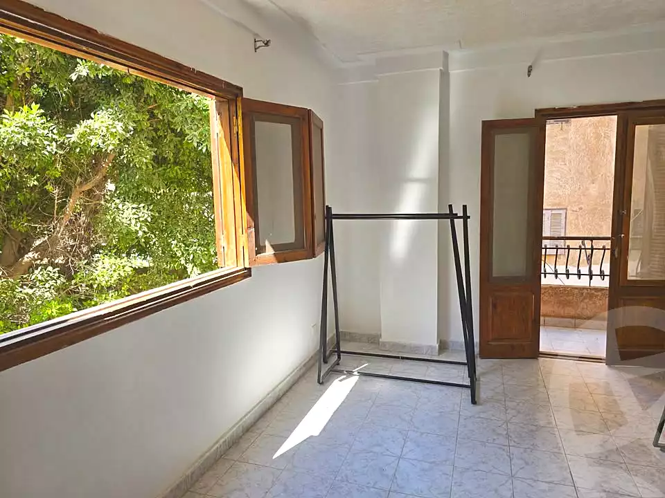 https://aqarmap.com.eg/ar/listing/7360857-for-sale-alexandria-al-agamy-lbytsh-bianchiii-el-bashwat-st