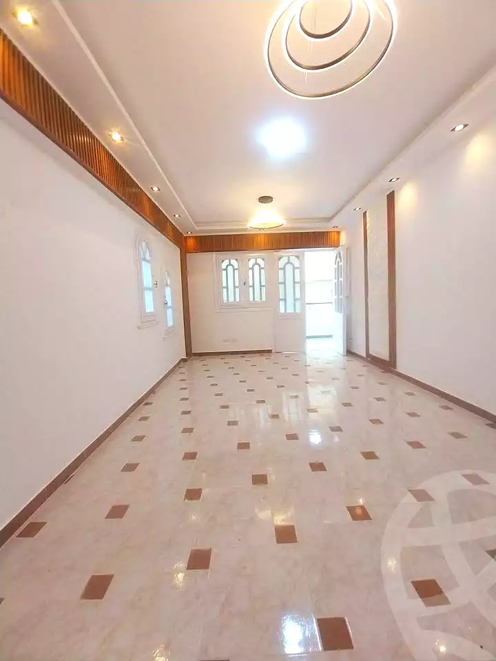 https://aqarmap.com.eg/ar/listing/7360972-for-sale-alexandria-al-agamy-shataa-el-nakheel