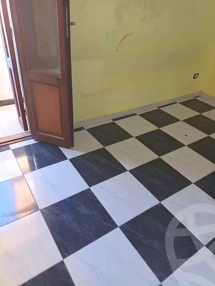https://aqarmap.com.eg/en/listing/7361069-for-sale-alexandria-sydy-bshr-sydy-bshr-qbly-mohamed-farid-st