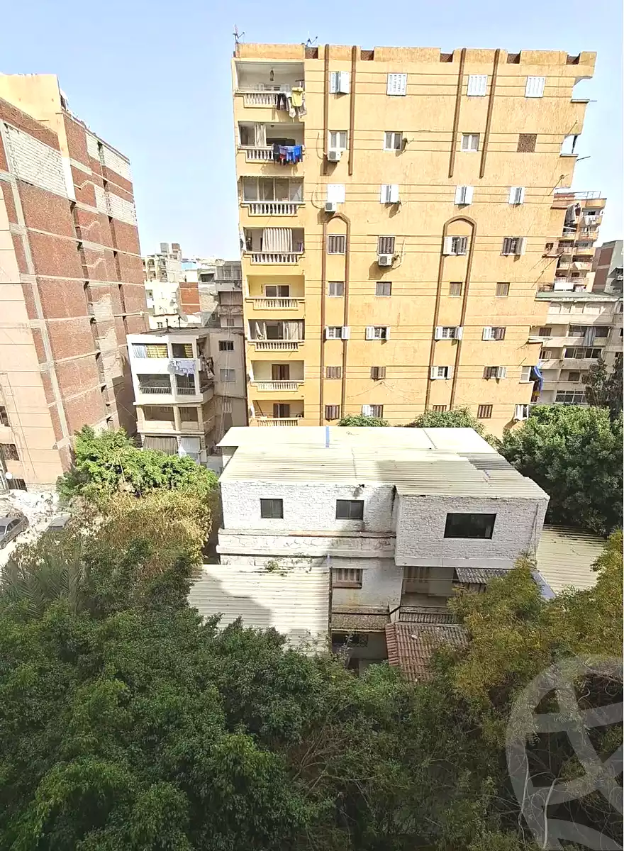 https://aqarmap.com.eg/ar/listing/7361272-for-sale-alexandria-al-agamy-lbytsh-mohamed-el-fardi-st
