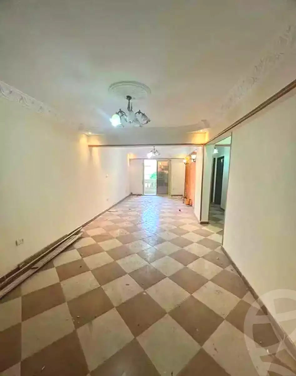 https://aqarmap.com.eg/ar/listing/7361297-for-sale-alexandria-al-agamy-lbytsh-el-saleheen-mosque-st