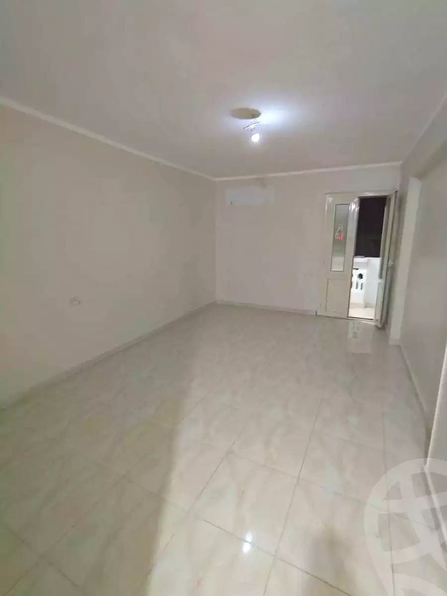 https://aqarmap.com.eg/ar/listing/7361328-for-rent-cairo-ain-shams-mnshy-lthryr