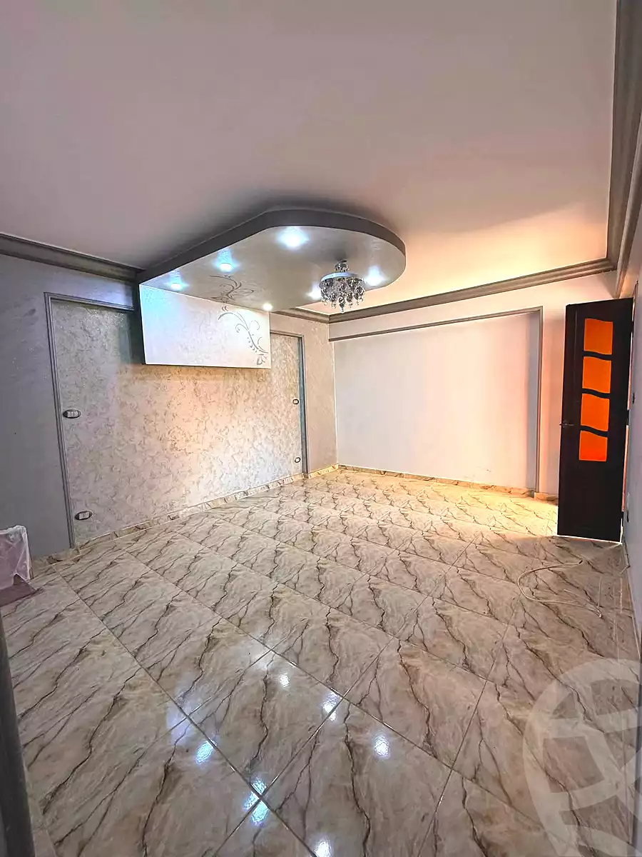 https://aqarmap.com.eg/ar/listing/7361339-for-sale-alexandria-sydy-bshr-sydy-bshr-bhry-mohamed-el-srafi-st.