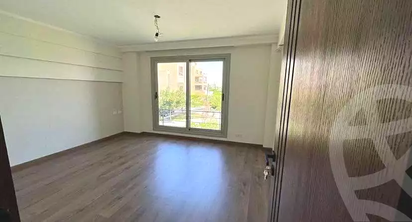 https://aqarmap.com.eg/ar/listing/7361592-for-sale-cairo-new-cairo-compounds-blm-hylz-nyw-kyrw