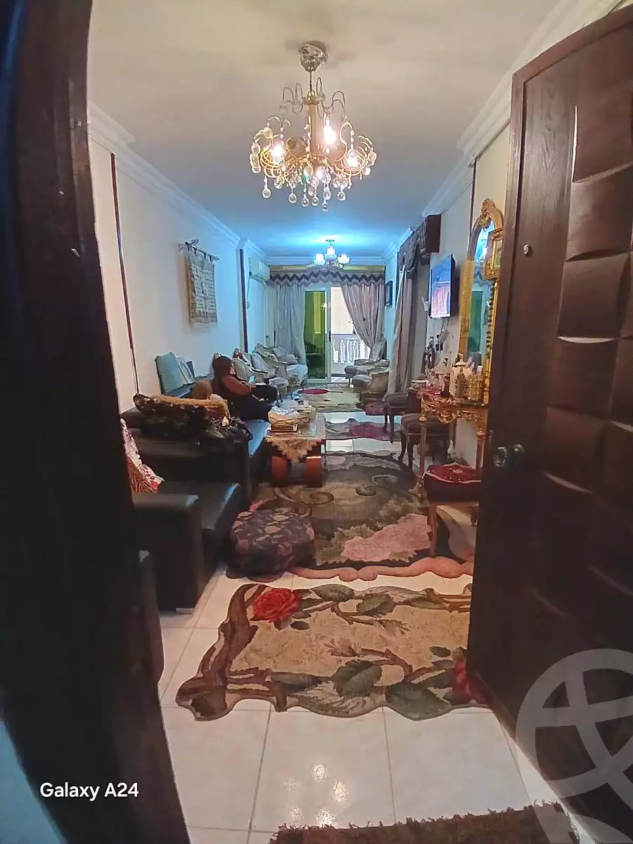 https://aqarmap.com.eg/ar/listing/7361642-for-rent-alexandria-miami
