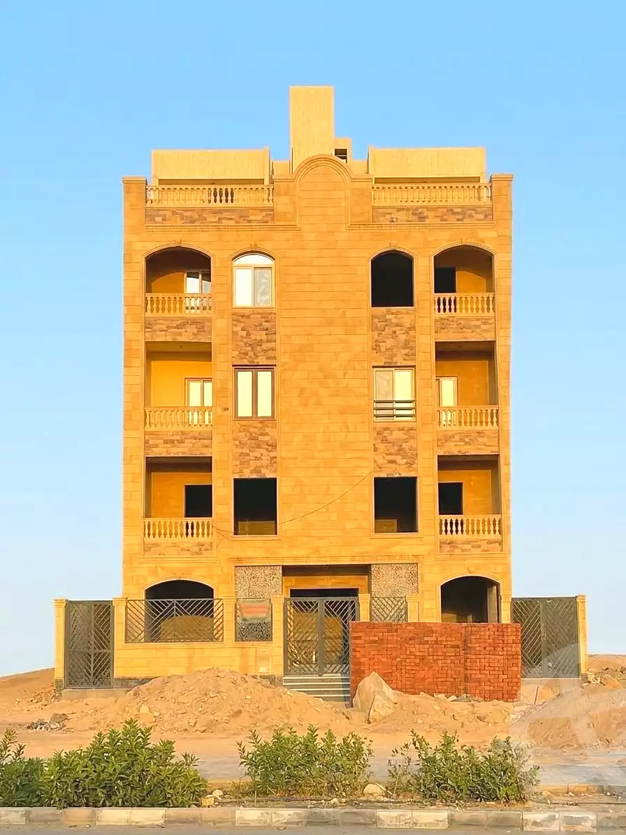 https://aqarmap.com.eg/en/listing/7361624-for-sale-cairo-6th-of-october-hadaeq-october-golden-square