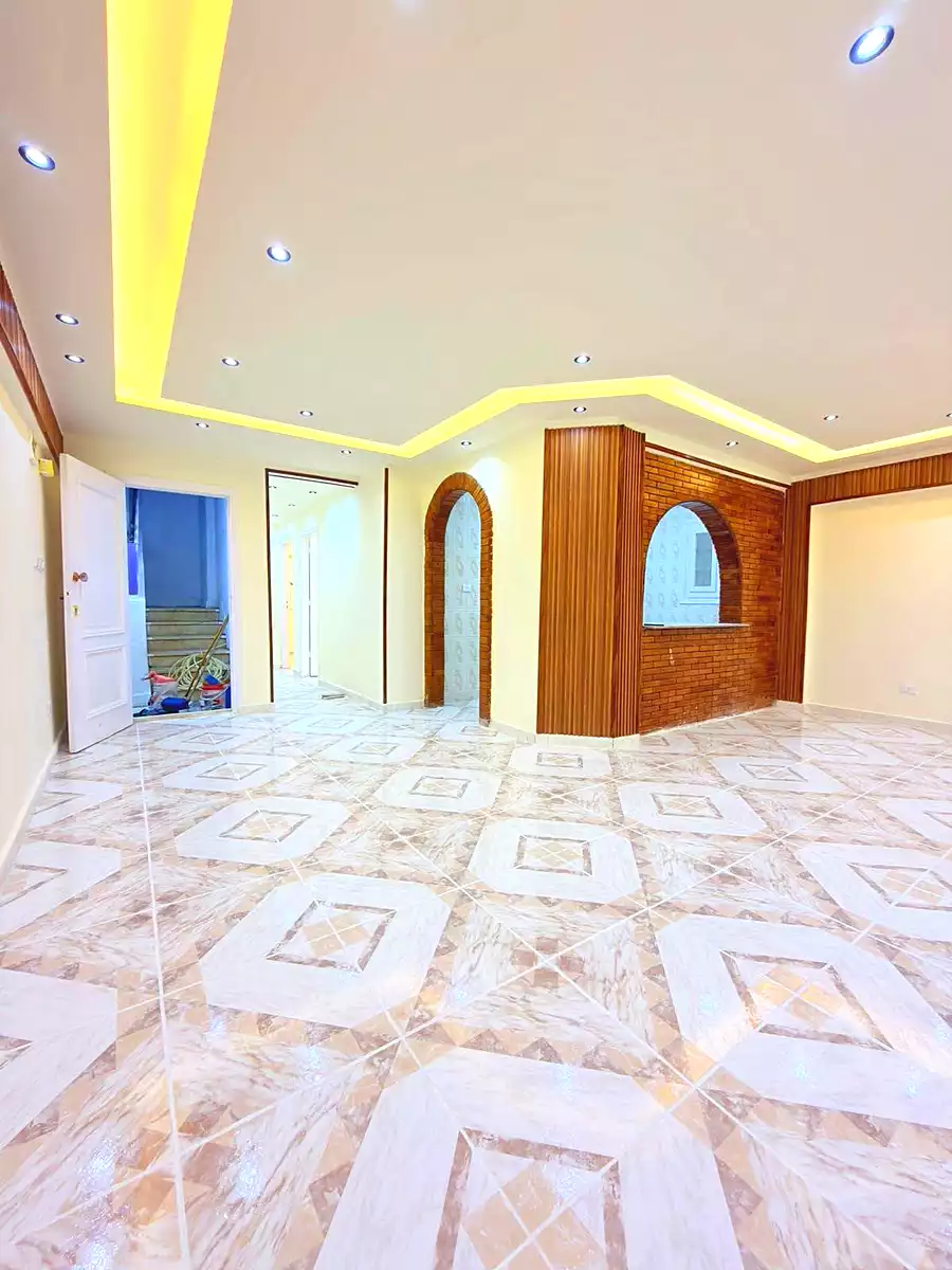 https://aqarmap.com.eg/ar/listing/7361852-for-sale-alexandria-al-agamy-shataa-el-nakheel