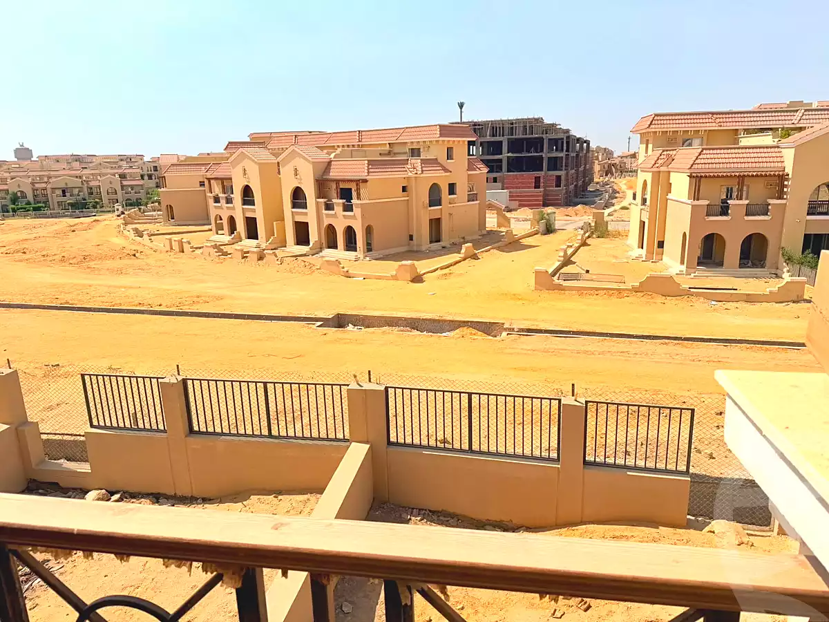 https://aqarmap.com.eg/ar/listing/7361808-for-sale-cairo-el-shorouk-compounds-yfy-ryzydns
