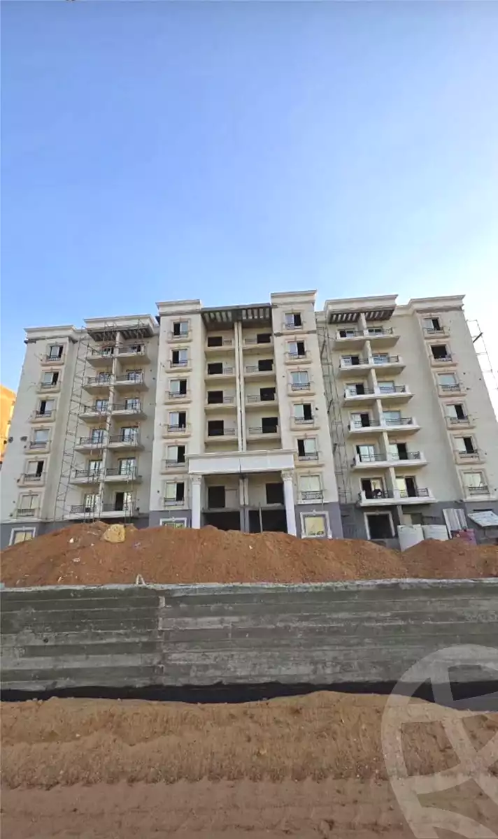 https://aqarmap.com.eg/en/listing/7362019-for-sale-cairo-new-cairo-compounds-mayan-compound-stm
