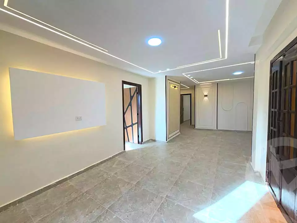 https://aqarmap.com.eg/ar/listing/7362580-for-sale-alexandria-sydy-bshr-sydy-bshr-bhry-shr-mhmd-njyb