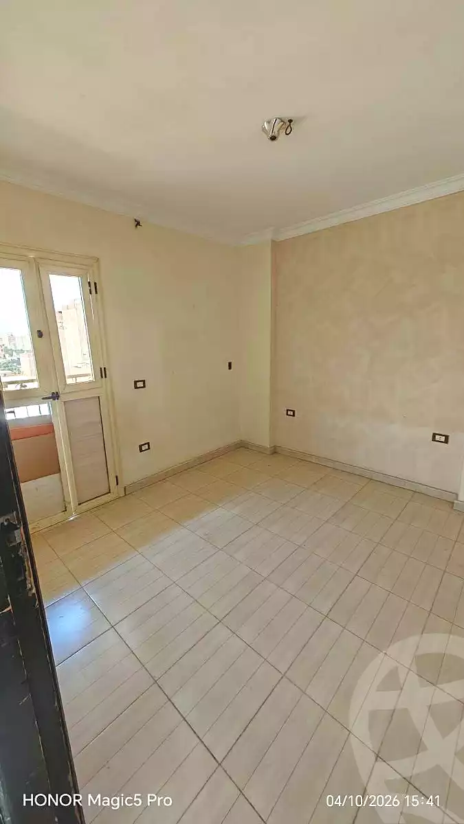 https://aqarmap.com.eg/ar/listing/7362670-for-rent-cairo-helwan-ahmed-enci-st