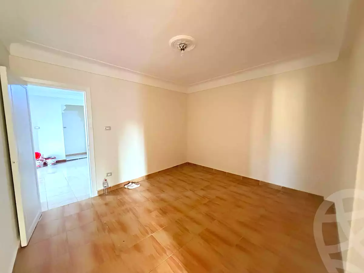 https://aqarmap.com.eg/en/listing/7363433-for-sale-alexandria-sydy-bshr-sydy-bshr-bhry-gamal-abd-el-nasir-st