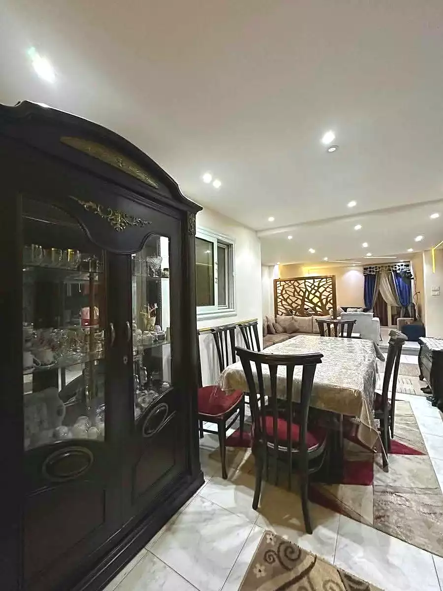 https://aqarmap.com.eg/ar/listing/7363515-for-sale-alexandria-sydy-bshr-sydy-bshr-bhry-shr-mhmwd-l-yswy