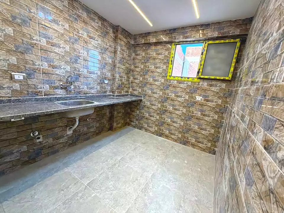 https://aqarmap.com.eg/ar/listing/7363667-for-sale-alexandria-sydy-bshr-sydy-bshr-bhry-shr-mhmd-njyb