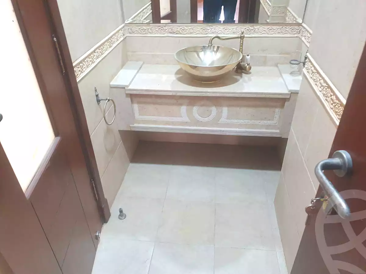 https://aqarmap.com.eg/en/listing/7365235-for-sale-cairo-el-sheikh-zayed-city-compounds-hadayek-el-mohandiseen