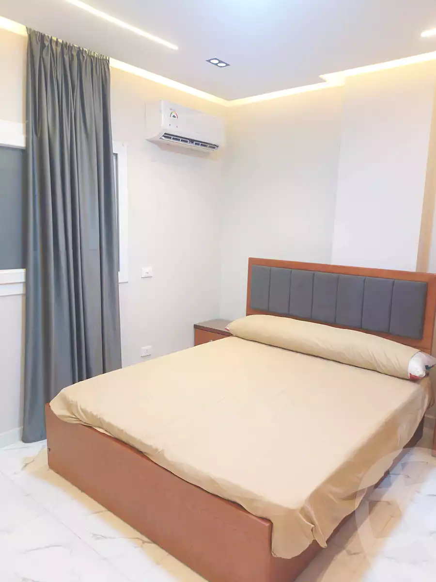 https://aqarmap.com.eg/en/listing/7365304-for-rent-cairo-6th-of-october-el-ahyaa-neighborhood-2nd-divided-from-al-kafrawei-st