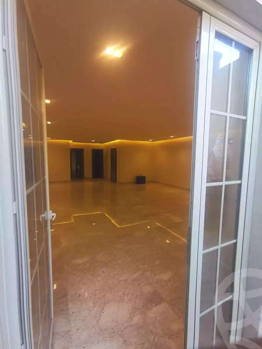 https://aqarmap.com.eg/ar/listing/7365327-for-sale-cairo-el-sheikh-zayed-city-mntq-fr-y-bmdyn-lshykh-zyd