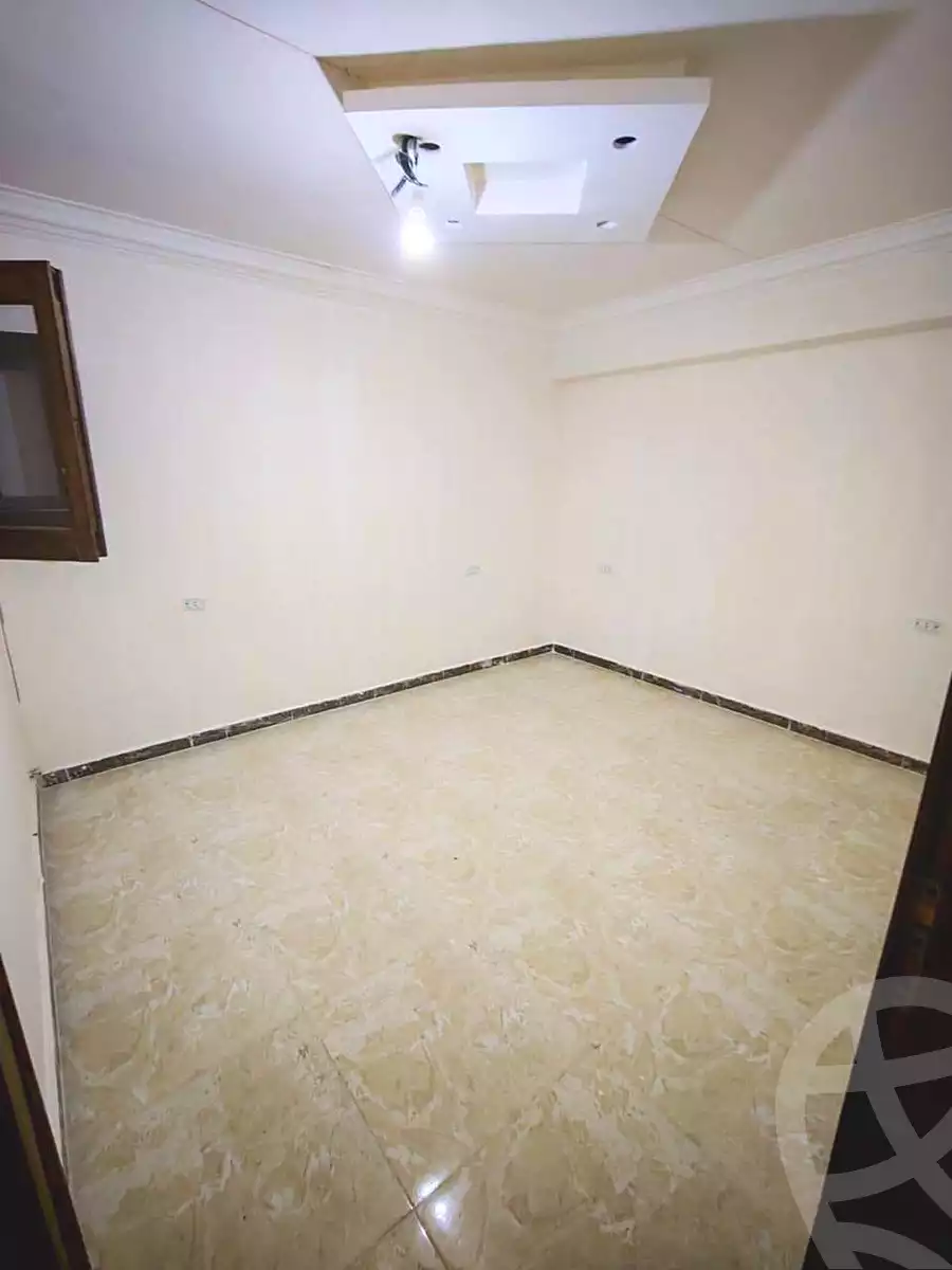 https://aqarmap.com.eg/ar/listing/7365899-for-sale-alexandria-al-agamy-bw-ywsf