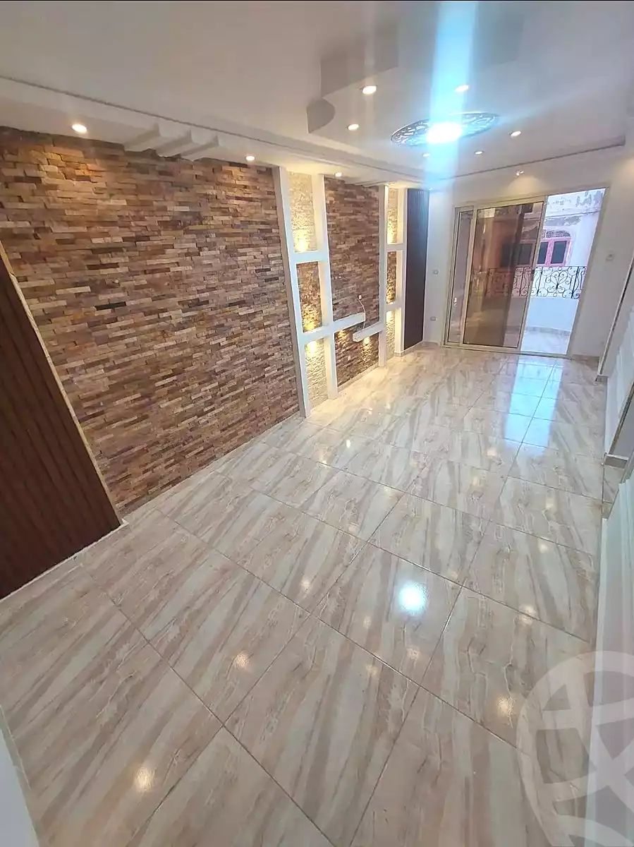 https://aqarmap.com.eg/ar/listing/7366319-for-sale-alexandria-sydy-bshr-sydy-bshr-bhry-shr-mhmwd-l-yswy
