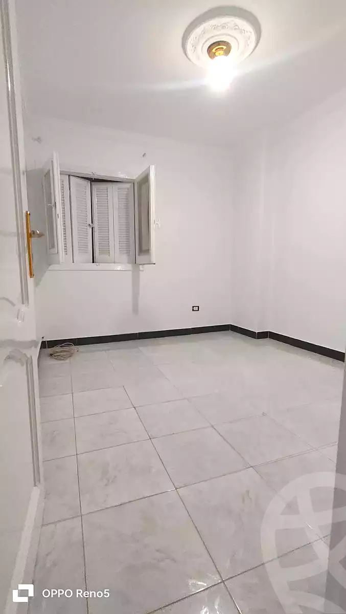 https://aqarmap.com.eg/ar/listing/7366356-for-sale-cairo-helwan-helwan-el-sharkeya-khesro-basha-st