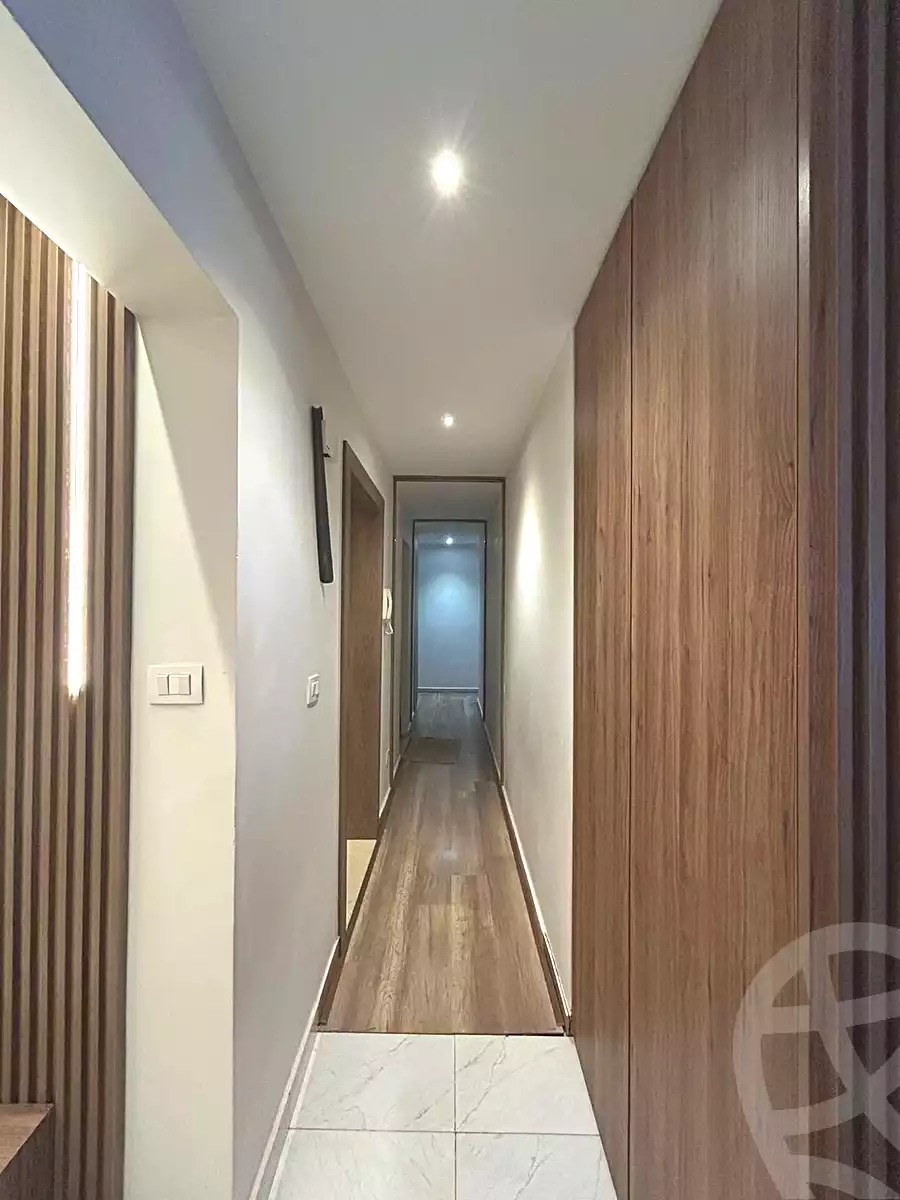 https://aqarmap.com.eg/ar/listing/7366363-for-sale-cairo-new-cairo-lrhb-city-phase-5-talaat-mostafa-st