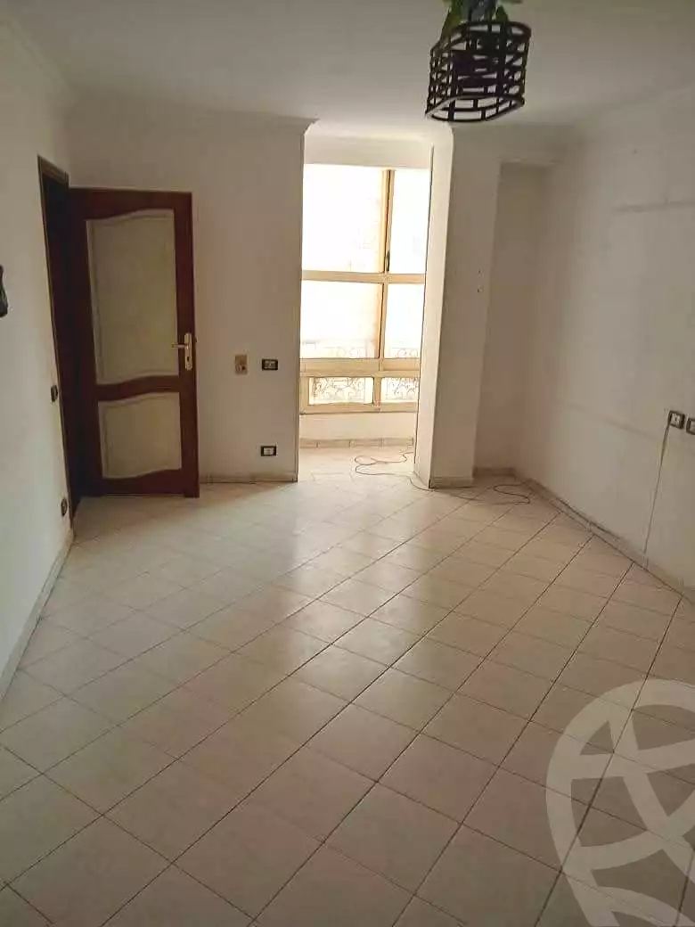 https://aqarmap.com.eg/ar/listing/7366375-for-sale-cairo-helwan-el-ezba-el-qebliah-ragheb-st