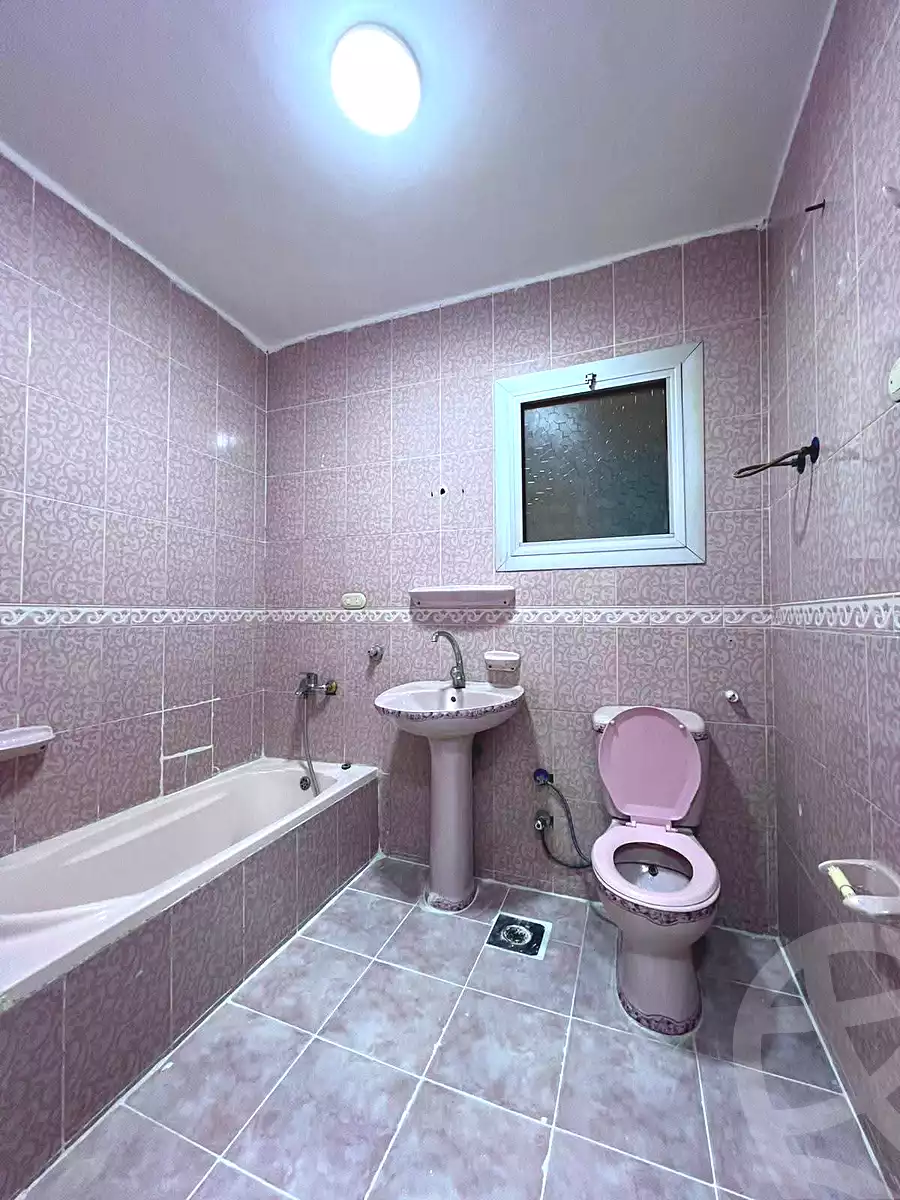 https://aqarmap.com.eg/ar/listing/7366393-for-sale-alexandria-al-agamy-shataa-el-nakheel