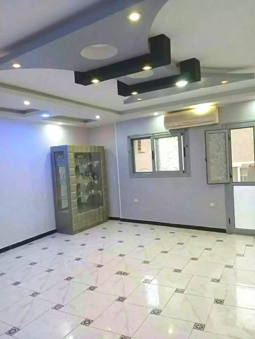 https://aqarmap.com.eg/ar/listing/7366474-for-sale-sharqia-zagazig-zagazig-city-ghasham-rd