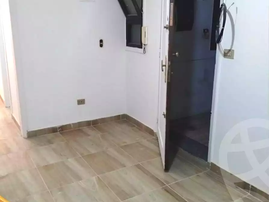 https://aqarmap.com.eg/ar/listing/7366979-for-rent-alexandria-ganaklis