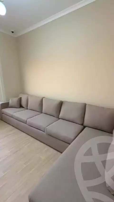 https://aqarmap.com.eg/ar/listing/7367149-for-sale-cairo-new-heliopolis-compounds-rock-white-compound