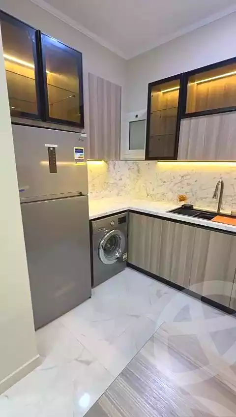 https://aqarmap.com.eg/ar/listing/7367149-for-sale-cairo-new-heliopolis-compounds-rock-white-compound