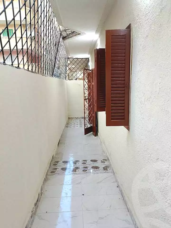 https://aqarmap.com.eg/en/listing/7367438-for-sale-alexandria-al-agamy-el-hanouvel