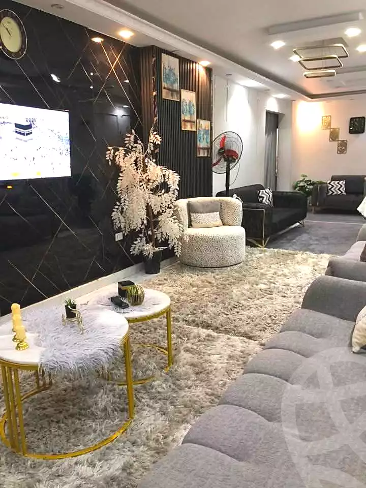 https://aqarmap.com.eg/ar/listing/7367954-for-sale-cairo-ain-shams-jsr-lswys